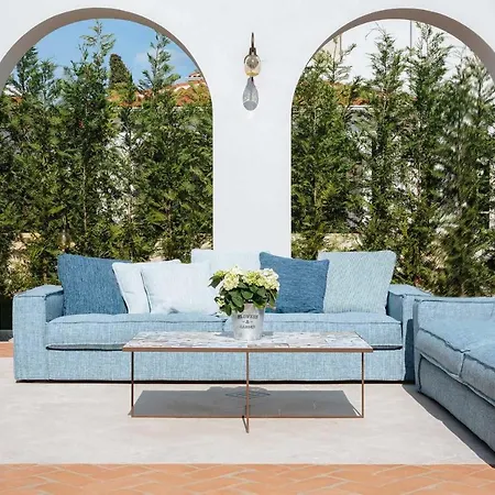 Elegance Villa *