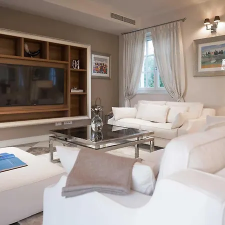 Elegance Villa