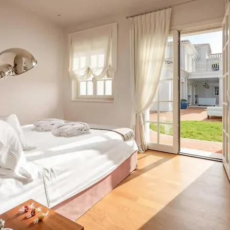 Villa Elegance
