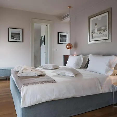 Villa Elegance *